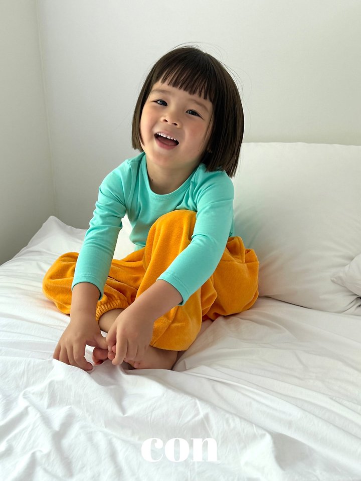 콘 벨로아홀릭팬츠