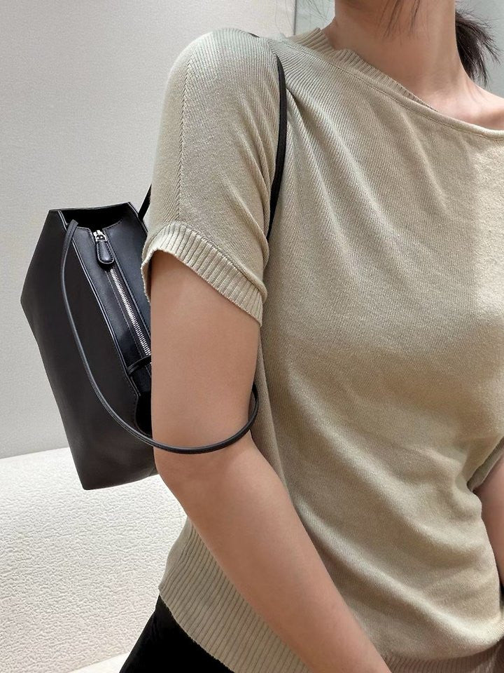 미니멀 레더 숄더 삭스 백