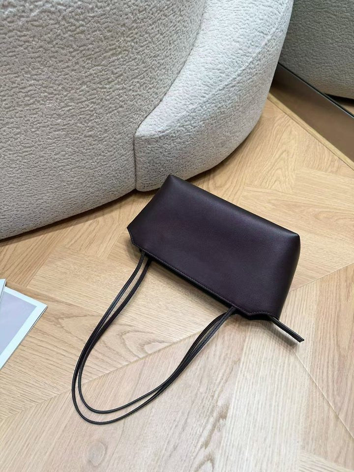 미니멀 레더 숄더 삭스 백